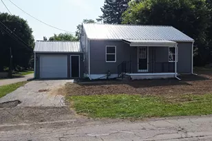 276 Bank St, Mount Gilead, OH 43338 - Photo 1