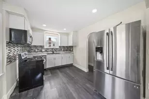 1676 E Lakeview Ave, Columbus, OH 43224 - Photo 15