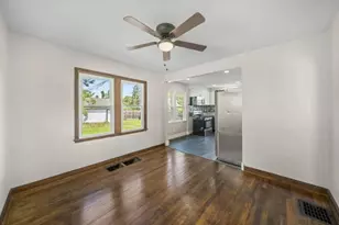 1676 E Lakeview Ave, Columbus, OH 43224 - Photo 13