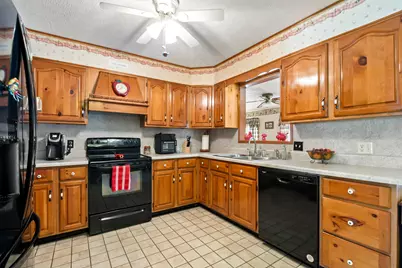 1820 Shoshone Drive, Lancaster, OH 43130 - Photo 9
