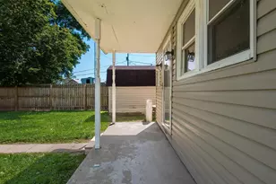 30 W Columbus St, Thornville, OH 43076 - Photo 5