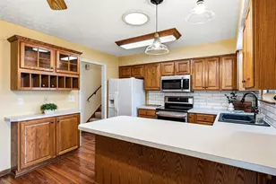2018 Candleberry Dr, Grove City, OH 43123 - Photo 7