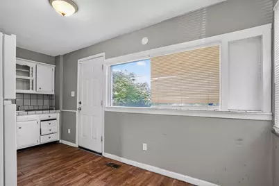 654 French Drive, Columbus, OH 43228 - Photo 9