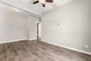 3244 E 5th Ave, Columbus, OH 43219 - Photo 9
