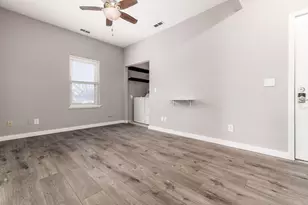 3244 E 5th Ave, Columbus, OH 43219 - Photo 7