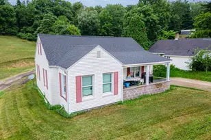 1822 Chestnut St, Coshocton, OH 43812 - Photo 1