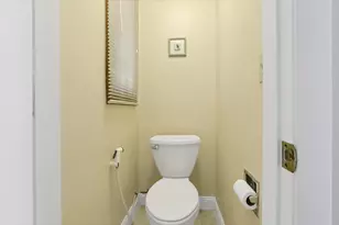 3783 Chevington Rd, Columbus, OH 43220 - Photo 15