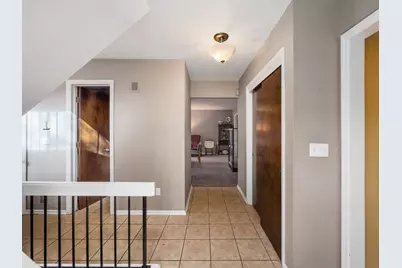 2134 Willowick Square, Columbus, OH 43229 - Photo 3
