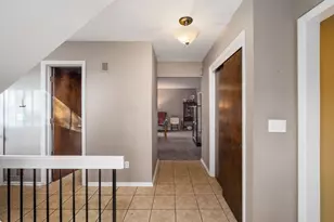 2134 Willowick Square, Columbus, OH 43229 - Photo 3