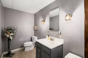 2134 Willowick Square, Columbus, OH 43229 - Photo 37