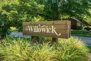 2134 Willowick Square, Columbus, OH 43229 - Photo 57