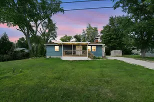 37 Wymer Dr SW, Reynoldsburg, OH 43068 - Photo 1