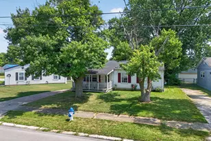 844 Central Dr, Marion, OH 43302 - Photo 1