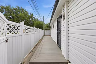 1943 Rea Ave, Columbus, OH 43223 - Photo 7