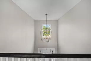 8096 Hanover Cir, Dublin, OH 43016 - Photo 13