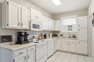 2245 Indiana Ave, Columbus, OH 43202 - Photo 19