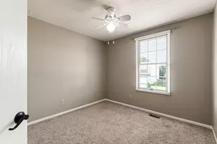 304 Meadow Ash Dr, Lewis Center, OH 43035 - Photo 27