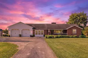 28503 Chieftain Dr, Logan, OH 43138 - Photo 1