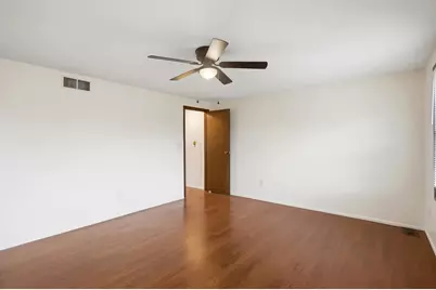 501 Clairbrook Avenue #JG8, Columbus, OH 43228 - Photo 19