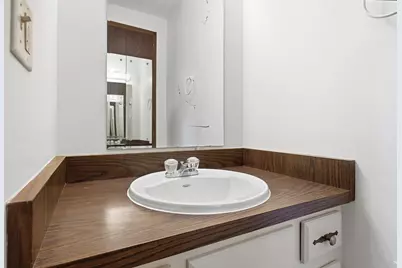 501 Clairbrook Avenue #JG8, Columbus, OH 43228 - Photo 21