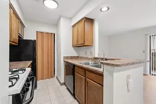 2279 Hedgerow, Columbus, OH 43220 - Photo 11