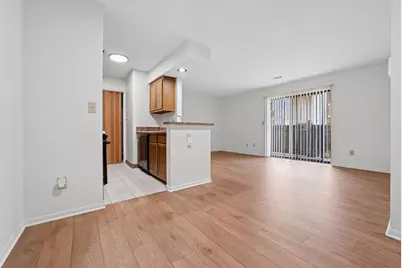 2279 Hedgerow #2279  C, Columbus, OH 43220 - Photo 7
