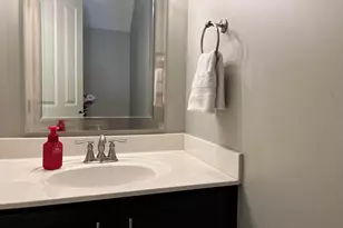 109 Gifford Rd, Columbus, OH 43235 - Photo 11