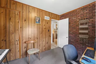 2716 Fairwood Avenue, Columbus, OH 43207 - Photo 21