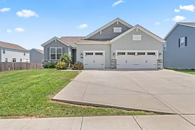 202 Red Oak Pass, Commercial Point, OH 43116 - Photo 1