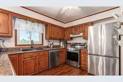 450 Jeffrey Lane, Zanesville, OH 43701 - Photo 5