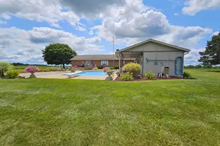 2560 Brokensword Rd, Bucyrus, OH 44820 - Photo 3