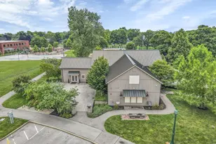 4375 Castleton Rd, Upper Arlington, OH 43220 - Photo 93