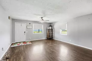 3203 Lockbourne Rd, Columbus, OH 43207 - Photo 11