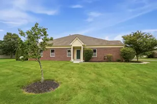 5743 Snedegar Dr, New Albany, OH 43054 - Photo 1