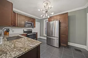 951 Mt Pleasant Ave, Columbus, OH 43201 - Photo 13