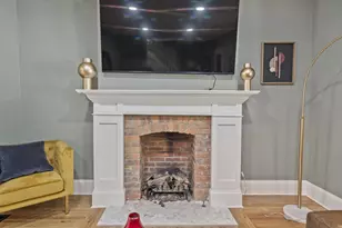 951 Mt Pleasant Ave, Columbus, OH 43201 - Photo 15