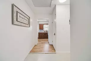 1698 Brown Rd, Columbus, OH 43223 - Photo 19