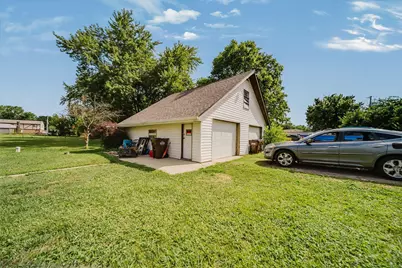 1698 Brown Road, Columbus, OH 43223 - Photo 33