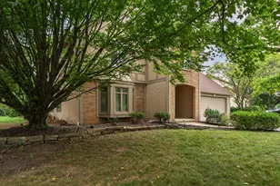 358 Glen Meadow Ct, Dublin, OH 43017 - Photo 3