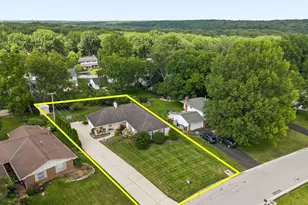 890 Lookout Point Dr, Columbus, OH 43235 - Photo 55