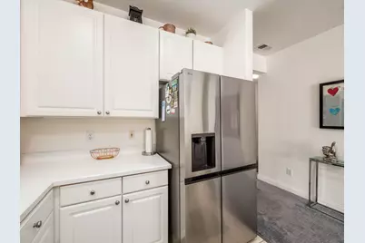 2245 Riverside Drive #202, Columbus, OH 43221 - Photo 9