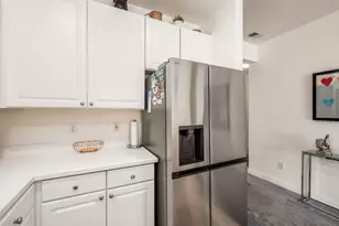 2245 Riverside Dr, Columbus, OH 43221 - Photo 9