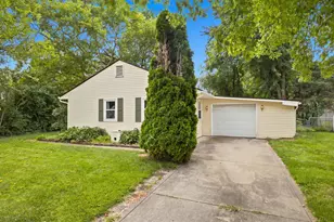 367 Yarmouth Ln, Columbus, OH 43228 - Photo 1