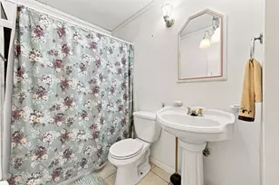 367 Yarmouth Ln, Columbus, OH 43228 - Photo 23