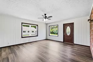 571 South St, Delaware, OH 43015 - Photo 3