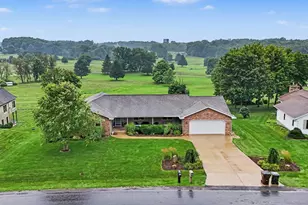922 Fairway Dr, Howard, OH 43028 - Photo 3