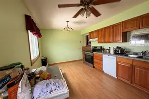 940 Kirkwood Dr, West Jefferson, OH 43162 - Photo 9