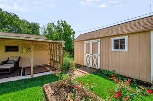 817 Breathitt Ave, Columbus, OH 43207 - Photo 9