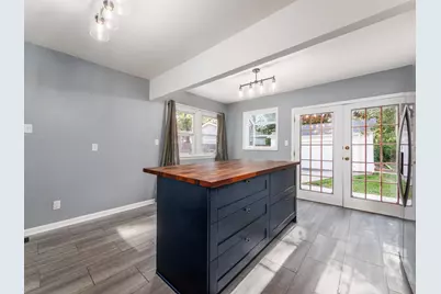 386 Old Village Road, Columbus, OH 43228 - Photo 11