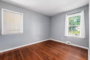 386 Old Village Rd, Columbus, OH 43228 - Photo 15